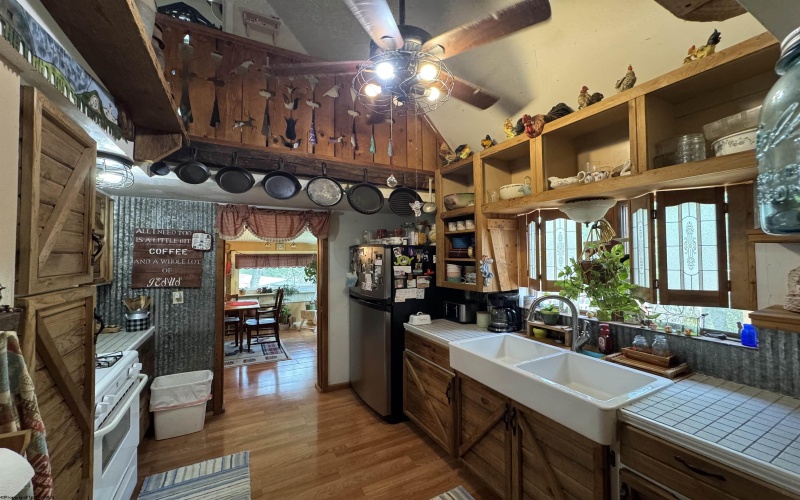 806 Indian Run Road, Salem, West Virginia 26426-8582, 3 Bedrooms Bedrooms, 6 Rooms Rooms,2 BathroomsBathrooms,Single Family Detached,For Sale,Indian Run,10164934