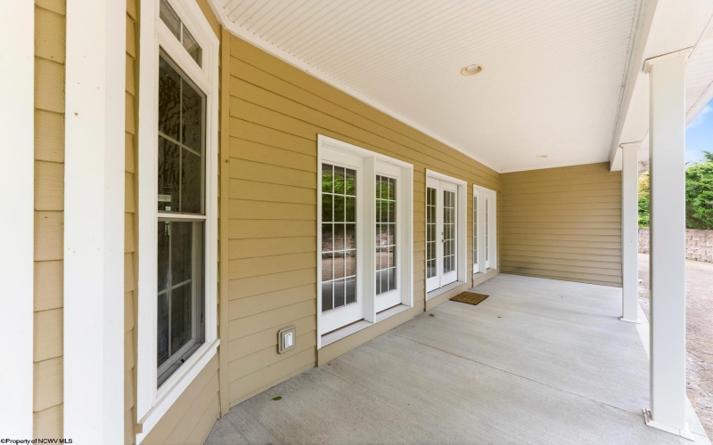 672 Poplar Woods Drive, Morgantown, West Virginia 26505, 4 Bedrooms Bedrooms, 11 Rooms Rooms,4 BathroomsBathrooms,Single Family Detached,For Sale,Poplar Woods,10164937 672 Poplar Woods Drive, Morgantown, West Virginia 26505, 4 Bedrooms Bedrooms, 11 Rooms Rooms,4 BathroomsBathrooms,Single Family Detached,For Sale,Poplar Woods,10164937