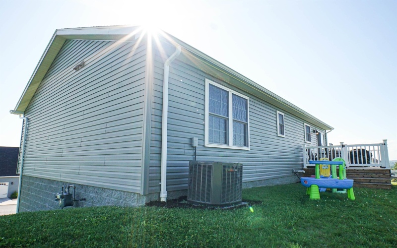 15 Charolais Circle, Fairmont, West Virginia 26554, 3 Bedrooms Bedrooms, 7 Rooms Rooms,2 BathroomsBathrooms,Single Family Detached,For Sale,Charolais,10164939 15 Charolais Circle, Fairmont, West Virginia 26554, 3 Bedrooms Bedrooms, 7 Rooms Rooms,2 BathroomsBathrooms,Single Family Detached,For Sale,Charolais,10164939