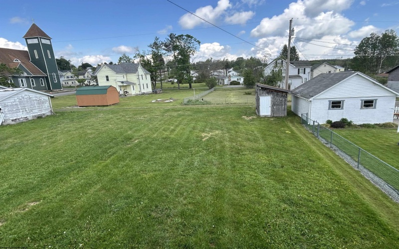 268 Henry Avenue, Davis, West Virginia 26260, 4 Bedrooms Bedrooms, 8 Rooms Rooms,2 BathroomsBathrooms,Single Family Detached,For Sale,Henry,10164948