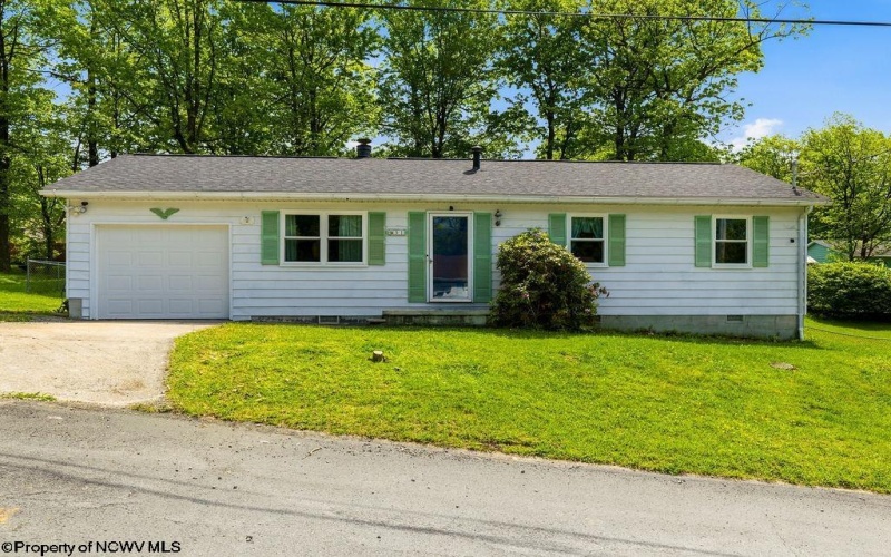 51 England Road, Morgantown, West Virginia 26508, 3 Bedrooms Bedrooms, 6 Rooms Rooms,1 BathroomBathrooms,Single Family Detached,For Sale,England,10164935