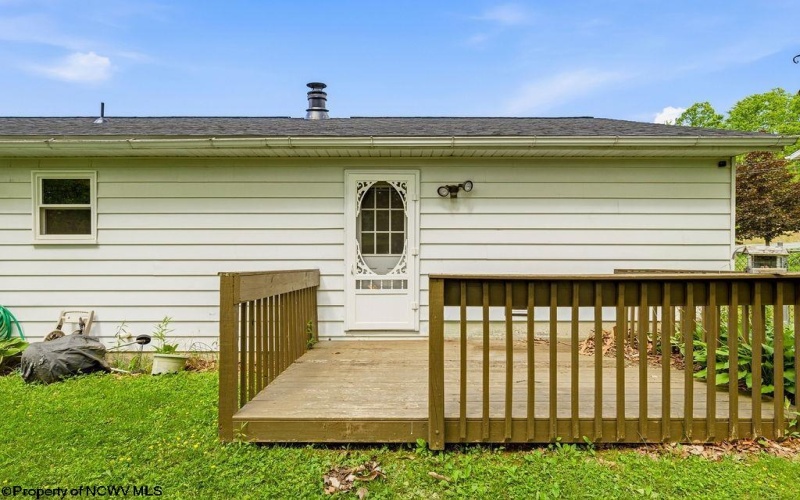 51 England Road, Morgantown, West Virginia 26508, 3 Bedrooms Bedrooms, 6 Rooms Rooms,1 BathroomBathrooms,Single Family Detached,For Sale,England,10164935