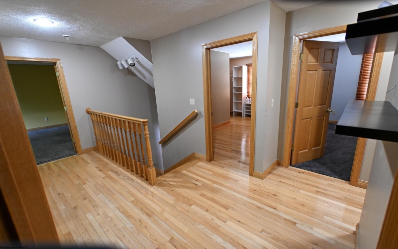 308 Dove Drive, Morgantown, West Virginia 26508-4480, 5 Bedrooms Bedrooms, 10 Rooms Rooms,3 BathroomsBathrooms,Single Family Detached,For Sale,Dove,10164941