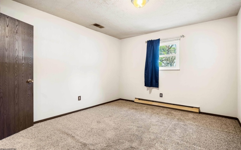 202 Braddock Street, Fairmont, West Virginia 26554, 3 Bedrooms Bedrooms, 8 Rooms Rooms,2 BathroomsBathrooms,Single Family Detached,For Sale,Braddock,10164984 202 Braddock Street, Fairmont, West Virginia 26554, 3 Bedrooms Bedrooms, 8 Rooms Rooms,2 BathroomsBathrooms,Single Family Detached,For Sale,Braddock,10164984