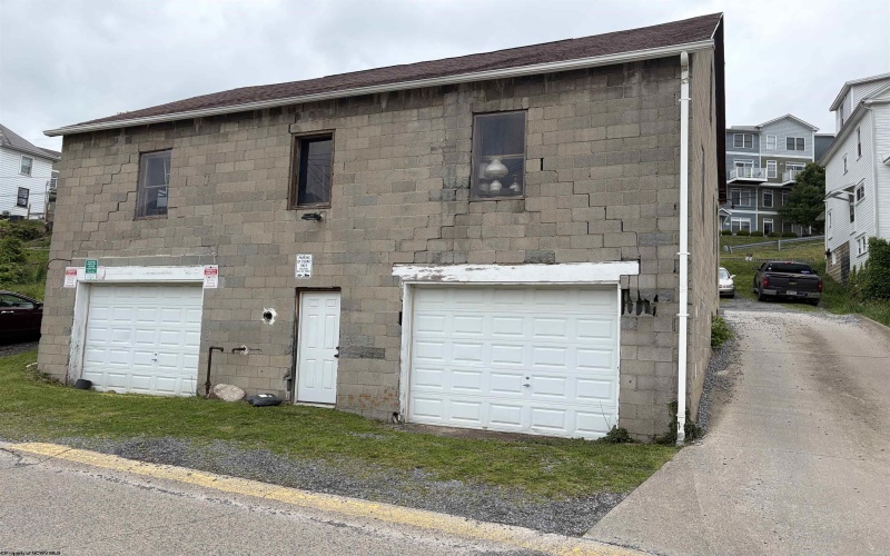 55 Jones Avenue, Morgantown, West Virginia 26505, ,Multi-unit/income,For Sale,Jones,10164978