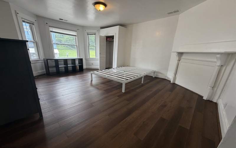 221 Beechurst Avenue, Morgantown, West Virginia 26505, ,Multi-unit/income,For Sale,Beechurst,10164979