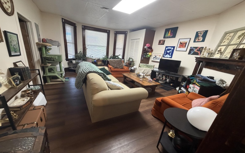 221 Beechurst Avenue, Morgantown, West Virginia 26505, ,Multi-unit/income,For Sale,Beechurst,10164979