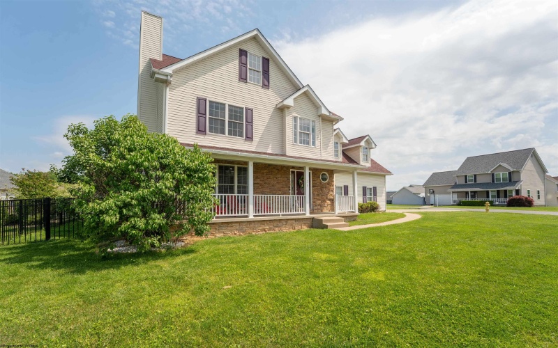 31 Antietam Drive, Morgantown, West Virginia 26508, 4 Bedrooms Bedrooms, 7 Rooms Rooms,2 BathroomsBathrooms,Single Family Detached,For Sale,Antietam,10164976
