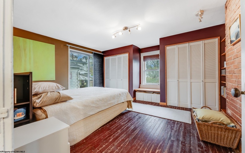 813 Ridgeway Avenue, Morgantown, West Virginia 26505, 3 Bedrooms Bedrooms, 10 Rooms Rooms,2 BathroomsBathrooms,Single Family Detached,For Sale,Ridgeway,10164960