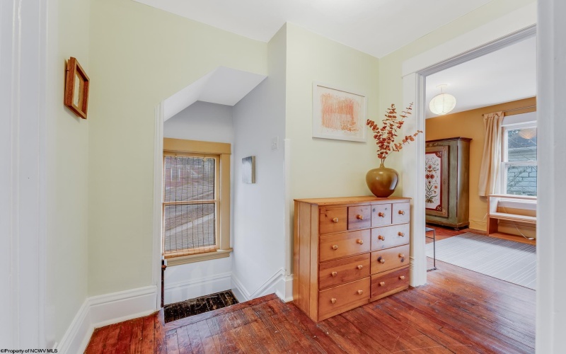 813 Ridgeway Avenue, Morgantown, West Virginia 26505, 3 Bedrooms Bedrooms, 10 Rooms Rooms,2 BathroomsBathrooms,Single Family Detached,For Sale,Ridgeway,10164960