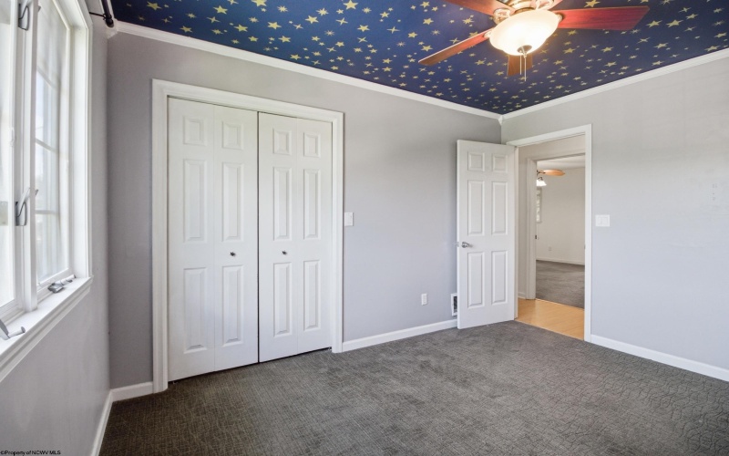 150 Sherwood Road, Bridgeport, West Virginia 26330, 3 Bedrooms Bedrooms, 8 Rooms Rooms,3 BathroomsBathrooms,Single Family Detached,For Sale,Sherwood,10164963
