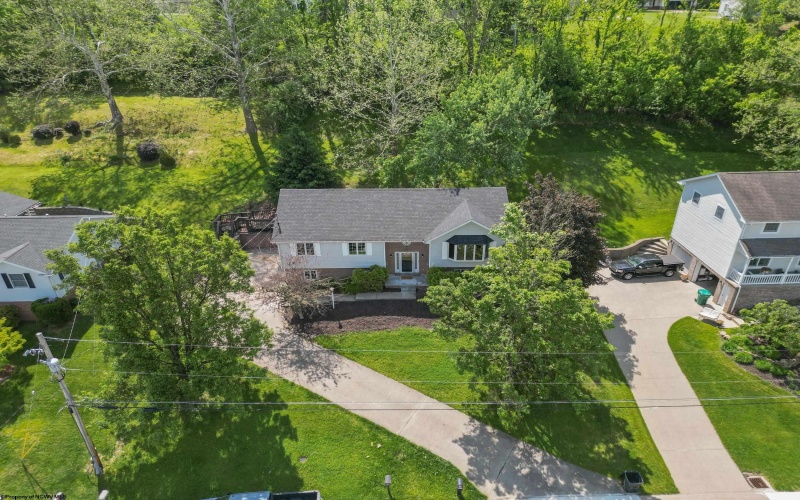 150 Sherwood Road, Bridgeport, West Virginia 26330, 3 Bedrooms Bedrooms, 8 Rooms Rooms,3 BathroomsBathrooms,Single Family Detached,For Sale,Sherwood,10164963