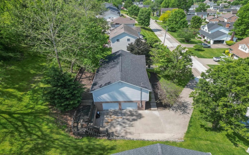 150 Sherwood Road, Bridgeport, West Virginia 26330, 3 Bedrooms Bedrooms, 8 Rooms Rooms,3 BathroomsBathrooms,Single Family Detached,For Sale,Sherwood,10164963
