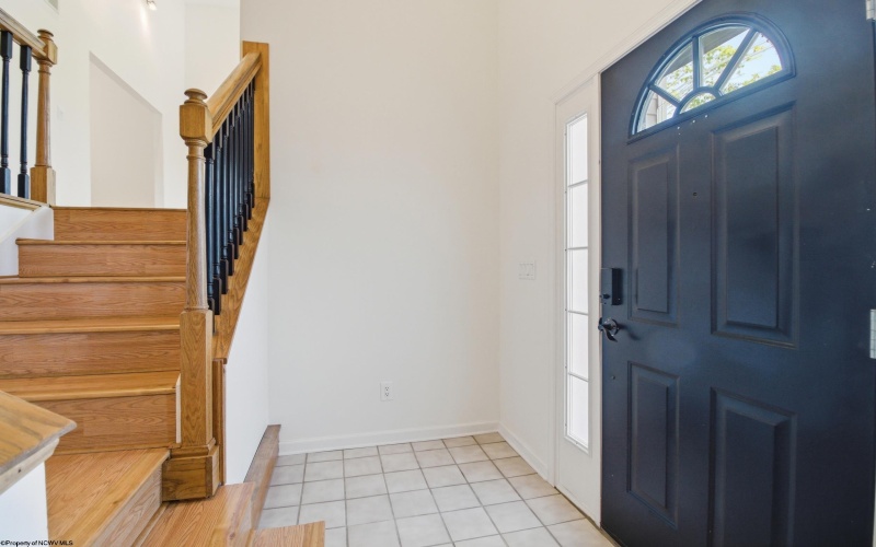 150 Sherwood Road, Bridgeport, West Virginia 26330, 3 Bedrooms Bedrooms, 8 Rooms Rooms,3 BathroomsBathrooms,Single Family Detached,For Sale,Sherwood,10164963