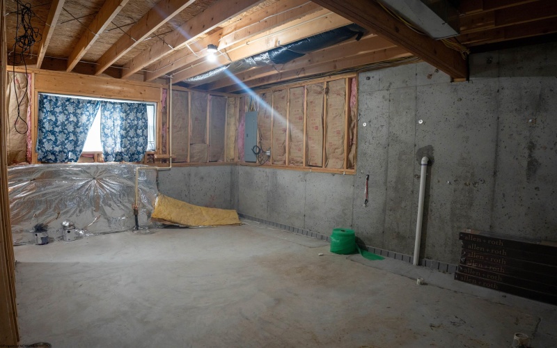 156 Auburn Drive, Morgantown, West Virginia 26501, 4 Bedrooms Bedrooms, 8 Rooms Rooms,2 BathroomsBathrooms,Single Family Detached,For Sale,Auburn,0,10164969