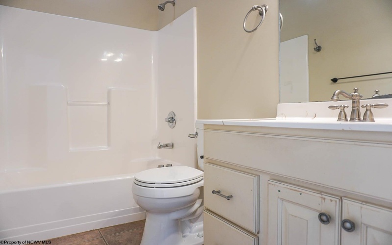 307 Villa View Drive, Morgantown, West Virginia 26505, 4 Bedrooms Bedrooms, 7 Rooms Rooms,3 BathroomsBathrooms,Single Family Detached,For Sale,Villa View,10164968