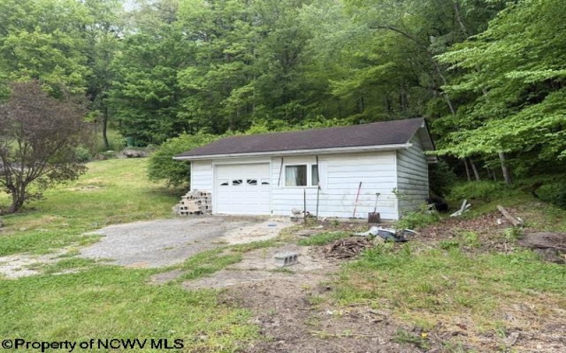 336 Mountaineer Highway, Philippi, West Virginia 26416, 2 Bedrooms Bedrooms, 8 Rooms Rooms,1 BathroomBathrooms,Single Family Detached,For Sale,Mountaineer,10164966
