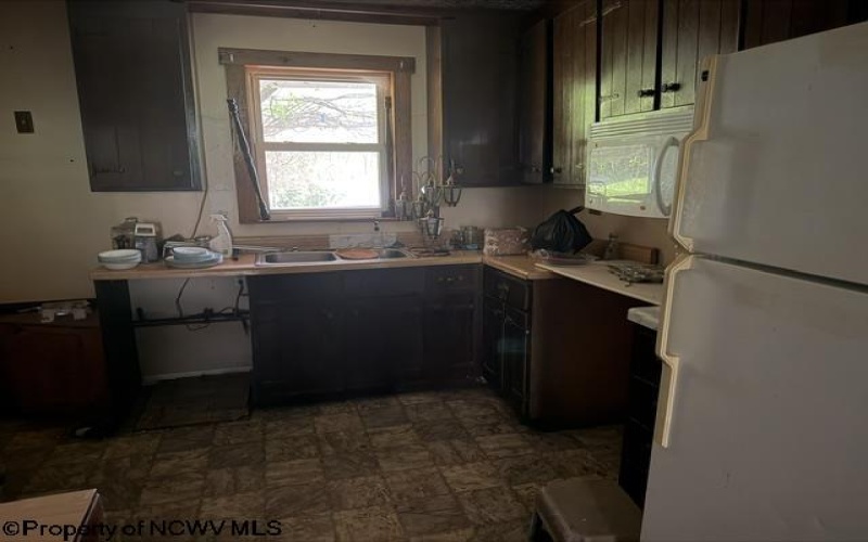 336 Mountaineer Highway, Philippi, West Virginia 26416, 2 Bedrooms Bedrooms, 8 Rooms Rooms,1 BathroomBathrooms,Single Family Detached,For Sale,Mountaineer,10164966