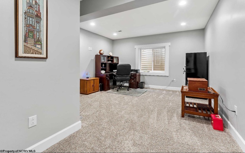 62 Hidden Brook Circle, Morgantown, West Virginia 26508, 5 Bedrooms Bedrooms, 9 Rooms Rooms,4 BathroomsBathrooms,Single Family Detached,For Sale,Hidden Brook,10164964