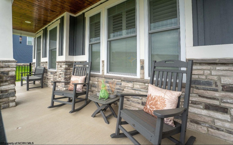 62 Hidden Brook Circle, Morgantown, West Virginia 26508, 5 Bedrooms Bedrooms, 9 Rooms Rooms,4 BathroomsBathrooms,Single Family Detached,For Sale,Hidden Brook,10164964