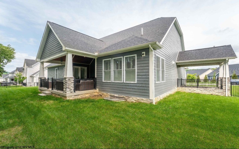 62 Hidden Brook Circle, Morgantown, West Virginia 26508, 5 Bedrooms Bedrooms, 9 Rooms Rooms,4 BathroomsBathrooms,Single Family Detached,For Sale,Hidden Brook,10164964