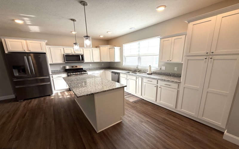 2088 Mountain Ash Lane, Westover, West Virginia 26501, 3 Bedrooms Bedrooms, 8 Rooms Rooms,2 BathroomsBathrooms,Single Family Attached,For Sale,Mountain Ash,10164991