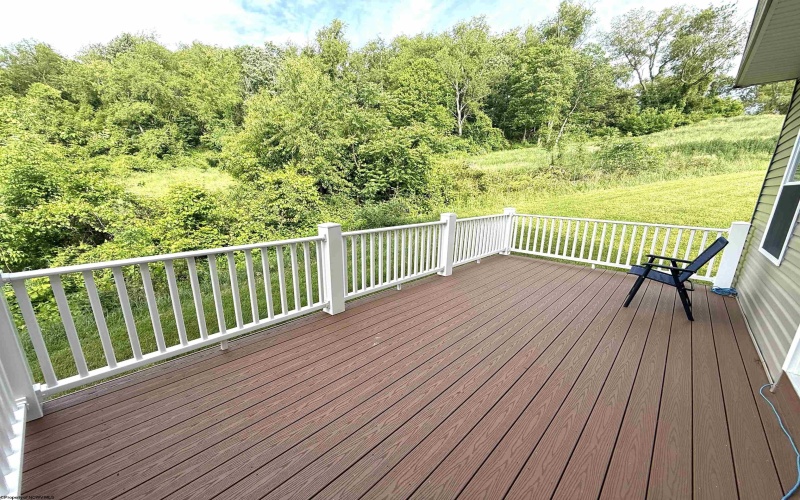 2088 Mountain Ash Lane, Westover, West Virginia 26501, 3 Bedrooms Bedrooms, 8 Rooms Rooms,2 BathroomsBathrooms,Single Family Attached,For Sale,Mountain Ash,10164991