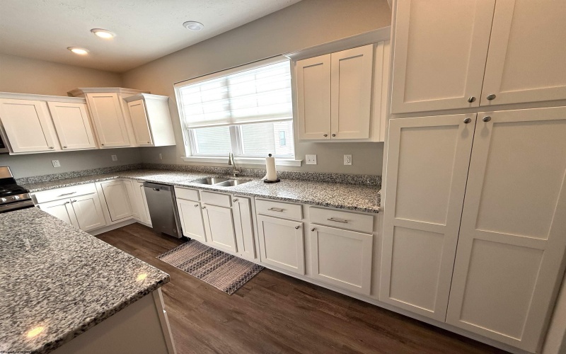 2088 Mountain Ash Lane, Westover, West Virginia 26501, 3 Bedrooms Bedrooms, 8 Rooms Rooms,2 BathroomsBathrooms,Single Family Attached,For Sale,Mountain Ash,10164991