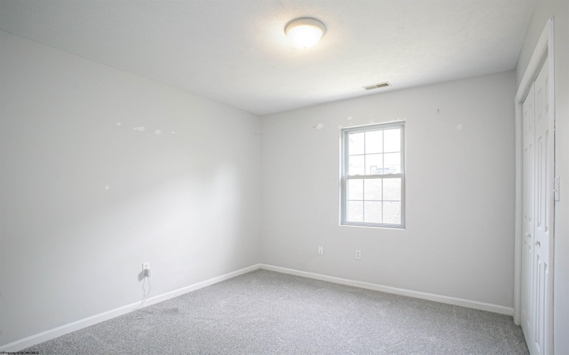12 Clear Spring Drive, Morgantown, West Virginia 26508, 3 Bedrooms Bedrooms, 6 Rooms Rooms,2 BathroomsBathrooms,Single Family Attached,For Sale,Clear Spring,10164993