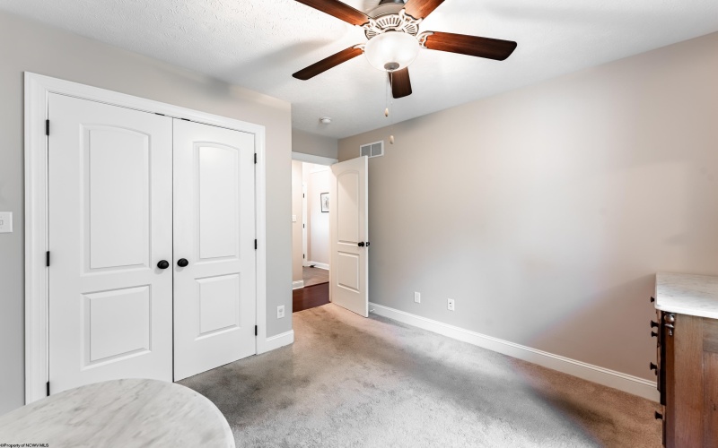 108 Mountain Lane, Morgantown, West Virginia 26501, 3 Bedrooms Bedrooms, 9 Rooms Rooms,2 BathroomsBathrooms,Single Family Detached,For Sale,Mountain,10165001