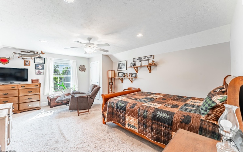 108 Mountain Lane, Morgantown, West Virginia 26501, 3 Bedrooms Bedrooms, 9 Rooms Rooms,2 BathroomsBathrooms,Single Family Detached,For Sale,Mountain,10165001
