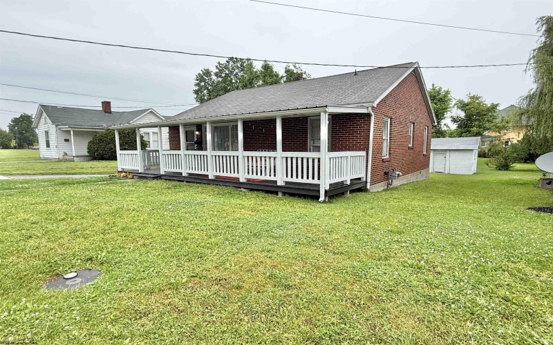 30 Sedgwick Street, Buckhannon, West Virginia 26201, 2 Bedrooms Bedrooms, 6 Rooms Rooms,1 BathroomBathrooms,Single Family Detached,For Sale,Sedgwick,10165000