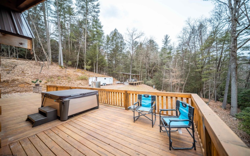 140 Mountain View Estates Road, Parsons, West Virginia 26287, 3 Bedrooms Bedrooms, 8 Rooms Rooms,2 BathroomsBathrooms,Single Family Detached,For Sale,Mountain View Estates,10164994