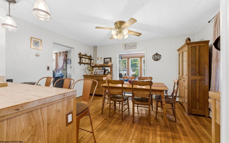 14 Globe Avenue, Morgantown, West Virginia 26501, 2 Bedrooms Bedrooms, 6 Rooms Rooms,2 BathroomsBathrooms,Single Family Detached,For Sale,Globe,10164989