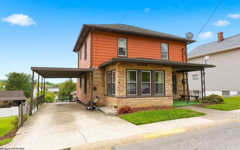 14 Globe Avenue, Morgantown, West Virginia 26501, 2 Bedrooms Bedrooms, 6 Rooms Rooms,2 BathroomsBathrooms,Single Family Detached,For Sale,Globe,10164989