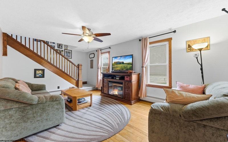 14 Globe Avenue, Morgantown, West Virginia 26501, 2 Bedrooms Bedrooms, 6 Rooms Rooms,2 BathroomsBathrooms,Single Family Detached,For Sale,Globe,10164989