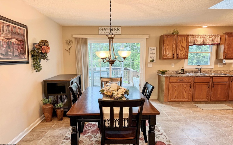 1546 Blue Horizon Drive, Morgantown, West Virginia 26501, 3 Bedrooms Bedrooms, 8 Rooms Rooms,1 BathroomBathrooms,Single Family Detached,For Sale,Blue Horizon,10164992