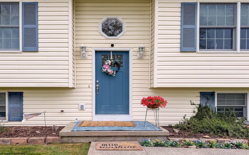 1546 Blue Horizon Drive, Morgantown, West Virginia 26501, 3 Bedrooms Bedrooms, 8 Rooms Rooms,1 BathroomBathrooms,Single Family Detached,For Sale,Blue Horizon,10164992