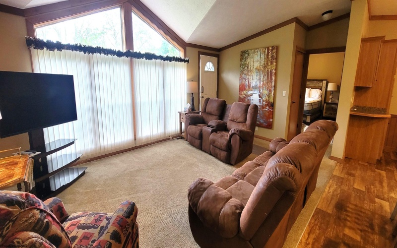 436 Zacks Run Road, Mount Clare, West Virginia 26408, 3 Bedrooms Bedrooms, 6 Rooms Rooms,2 BathroomsBathrooms,Residential Rentals,For Rent,Zacks Run,10165013