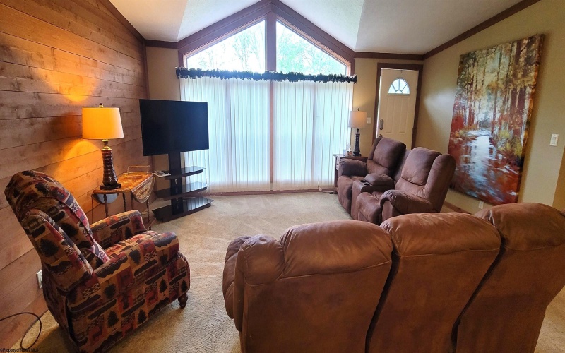 436 Zacks Run Road, Mount Clare, West Virginia 26408, 3 Bedrooms Bedrooms, 6 Rooms Rooms,2 BathroomsBathrooms,Residential Rentals,For Rent,Zacks Run,10165013