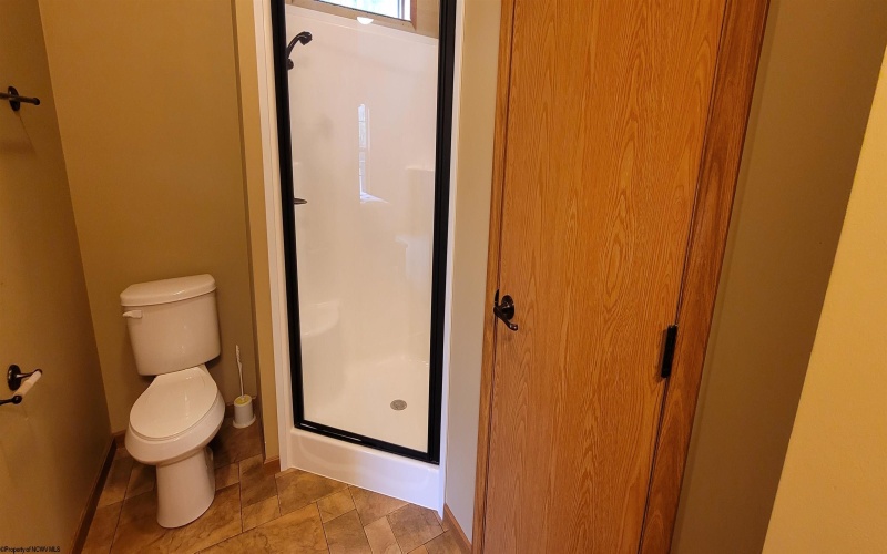 436 Zacks Run Road, Mount Clare, West Virginia 26408, 3 Bedrooms Bedrooms, 6 Rooms Rooms,2 BathroomsBathrooms,Residential Rentals,For Rent,Zacks Run,10165013