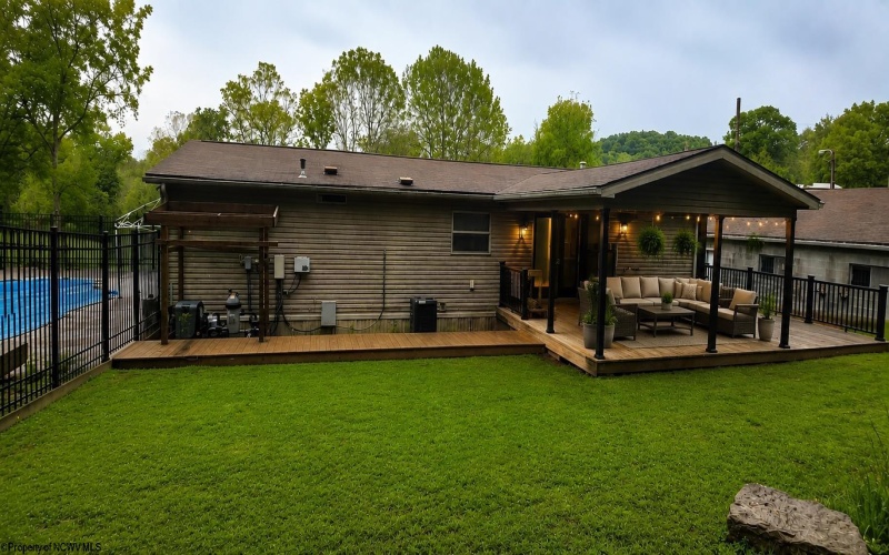 436 Zacks Run Road, Mount Clare, West Virginia 26408, 3 Bedrooms Bedrooms, 6 Rooms Rooms,2 BathroomsBathrooms,Residential Rentals,For Rent,Zacks Run,10165013