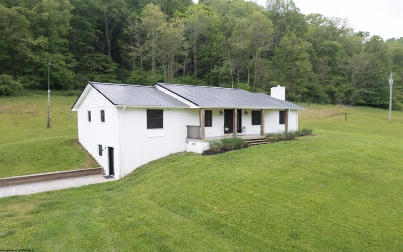 5142 Jesse Run Road, Jane Lew, West Virginia 26378, 4 Bedrooms Bedrooms, 6 Rooms Rooms,3 BathroomsBathrooms,Single Family Detached,For Sale,Jesse Run,10165014