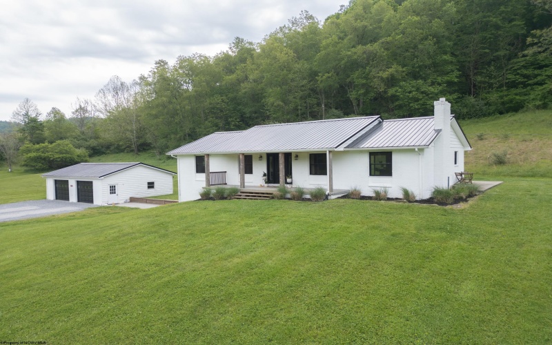 5142 Jesse Run Road, Jane Lew, West Virginia 26378, 4 Bedrooms Bedrooms, 6 Rooms Rooms,3 BathroomsBathrooms,Single Family Detached,For Sale,Jesse Run,10165014