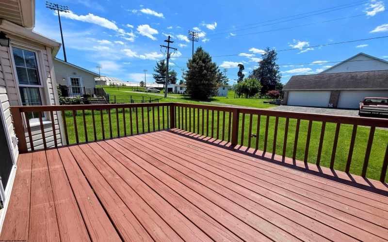 2 Hawley Lane, Star City, West Virginia 26505, 3 Bedrooms Bedrooms, 6 Rooms Rooms,3 BathroomsBathrooms,Single Family Detached,For Sale,Hawley,10165010