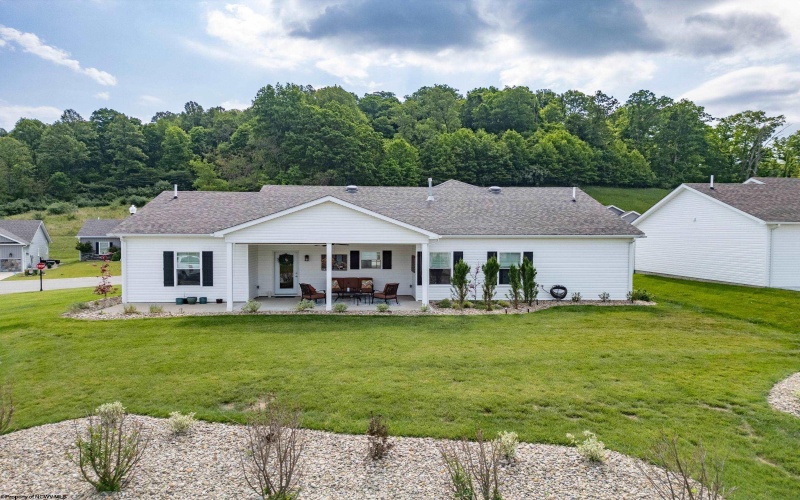 219 Crimson Lane, Bridgeport, West Virginia 26330, 3 Bedrooms Bedrooms, 7 Rooms Rooms,2 BathroomsBathrooms,Single Family Detached,For Sale,Crimson,10165011