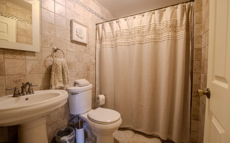 399 Jefferson Avenue, Masontown, Pennsylvania 15461, 3 Bedrooms Bedrooms, 7 Rooms Rooms,3 BathroomsBathrooms,Single Family Detached,For Sale,Jefferson,10165016