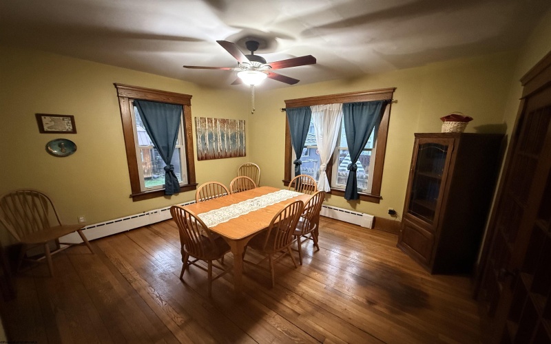 221 Lincoln Street, Grafton, West Virginia 26354, 2 Bedrooms Bedrooms, 6 Rooms Rooms,1 BathroomBathrooms,Single Family Detached,For Sale,Lincoln,10165017
