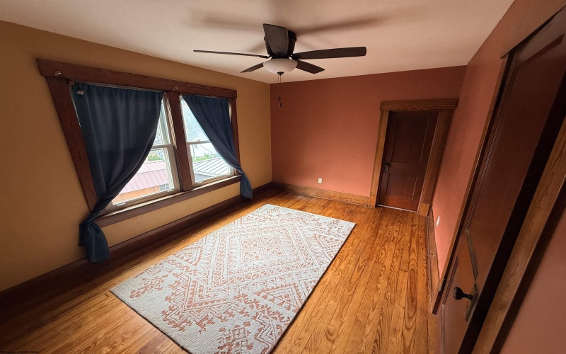 221 Lincoln Street, Grafton, West Virginia 26354, 2 Bedrooms Bedrooms, 6 Rooms Rooms,1 BathroomBathrooms,Single Family Detached,For Sale,Lincoln,10165017