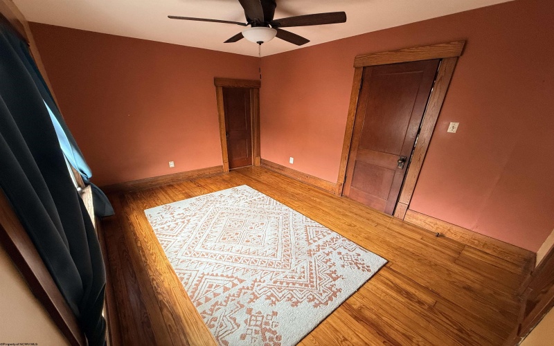 221 Lincoln Street, Grafton, West Virginia 26354, 2 Bedrooms Bedrooms, 6 Rooms Rooms,1 BathroomBathrooms,Single Family Detached,For Sale,Lincoln,10165017